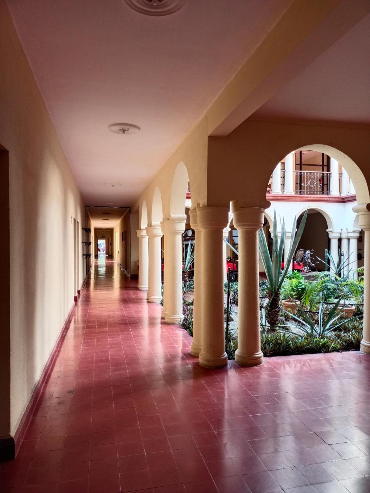 Hotel Los Monteros Ciudad Victoria Extérieur photo