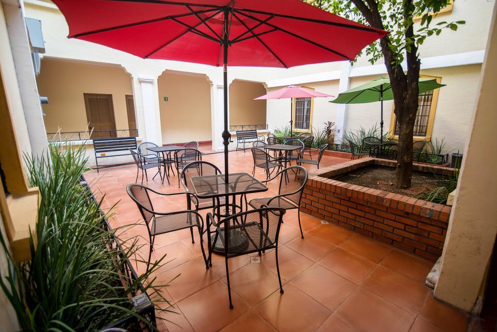 Hotel Los Monteros Ciudad Victoria Extérieur photo